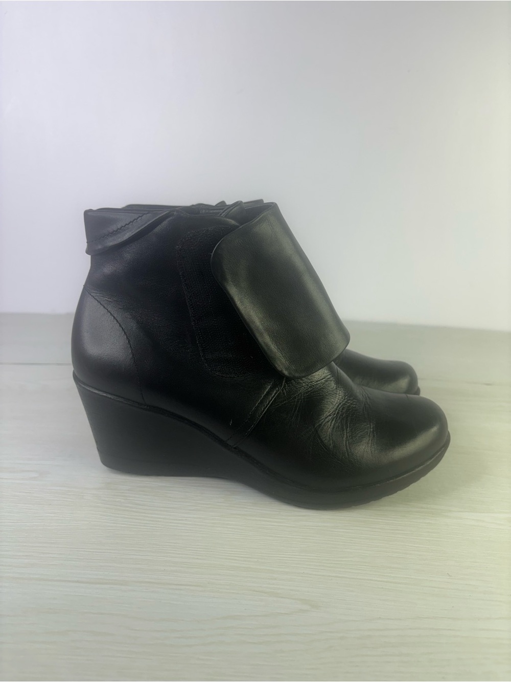 Dansko Black Romy Burnished Napa wedge booties size 39